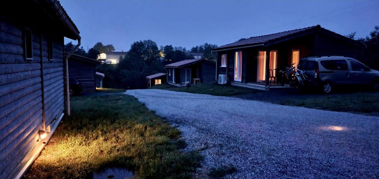 Les Chalets D Hermine Montredon-Labessonnié Esterno foto